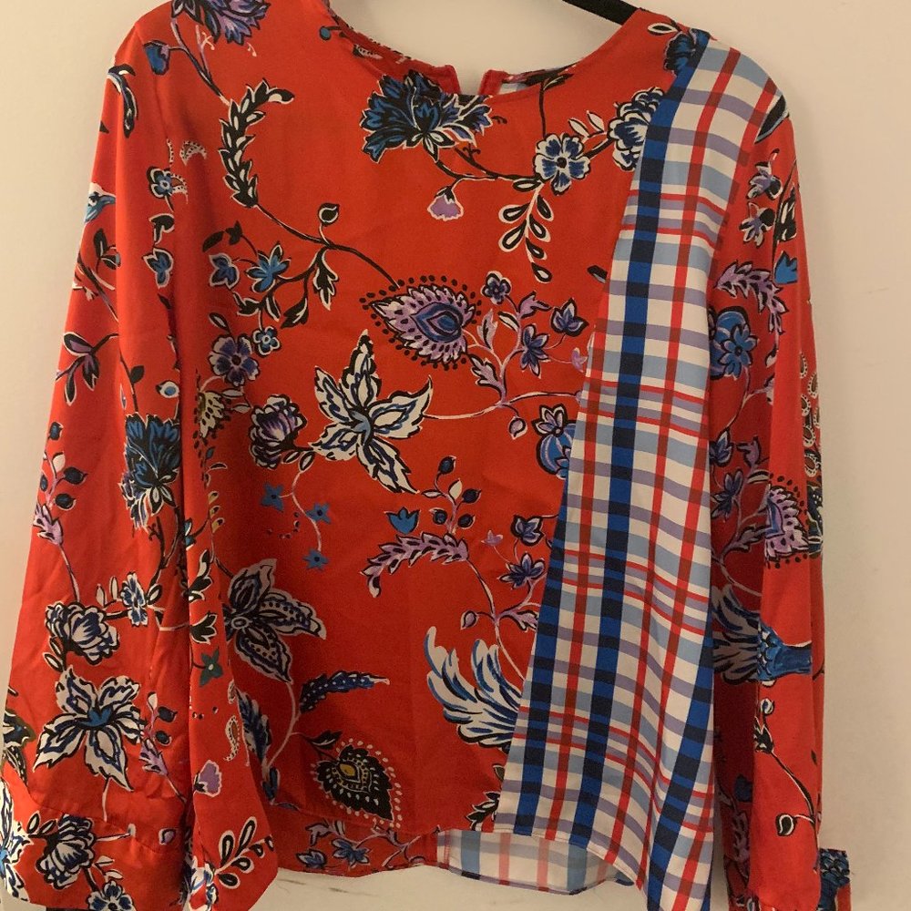 Red/Blue; Zara; silky & flowy top size XL